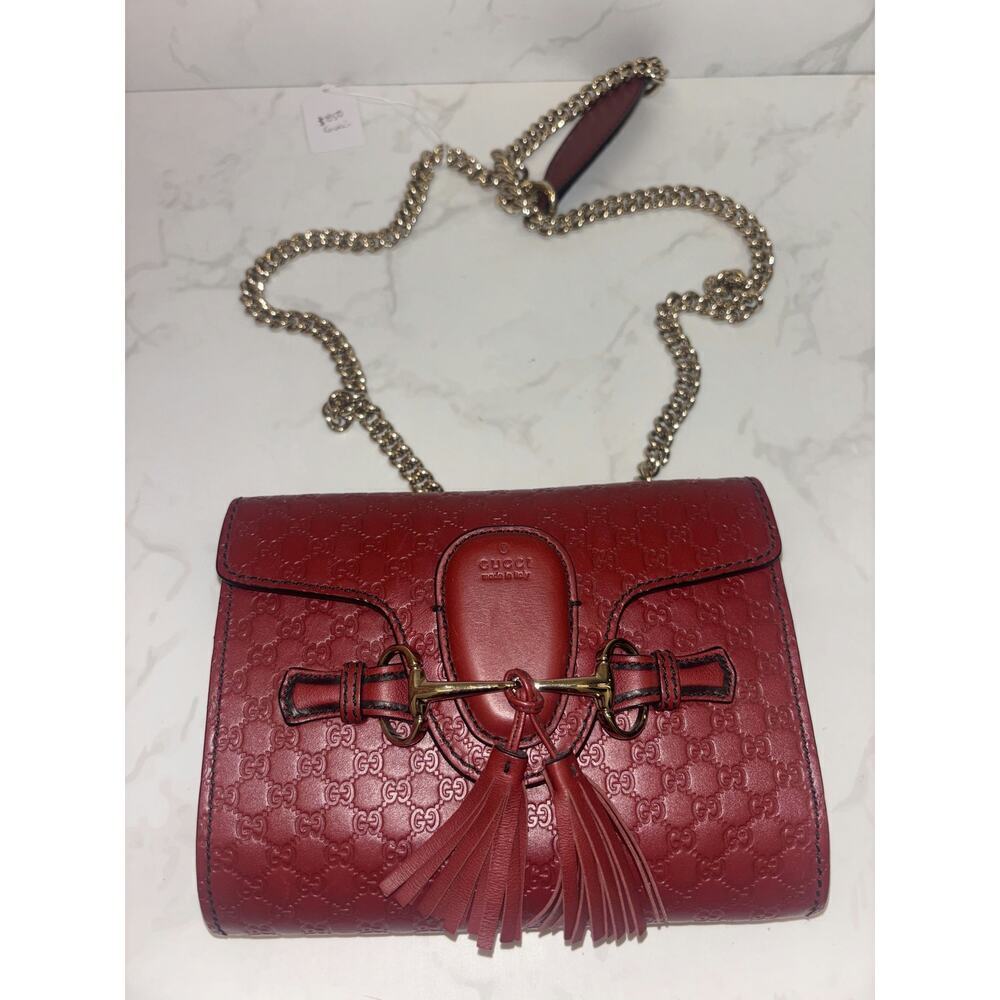 Gucci Leather Chain Shoulder Bag in Red